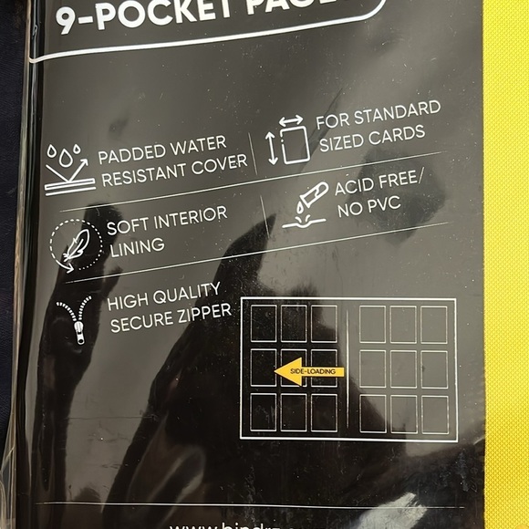 Brand New Yellow Trading Card Zipper Binder Premium Football Baseball Cards - Picture 4 of 14